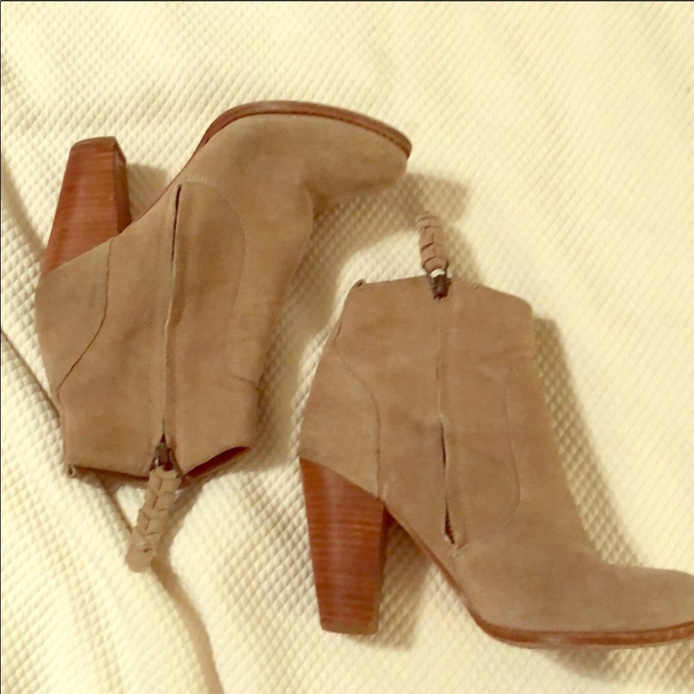 Joie booties